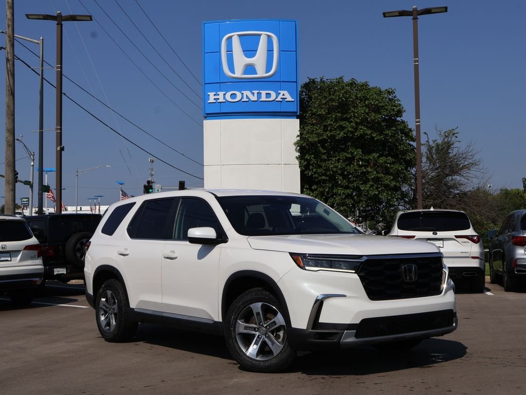 Used 2023 White Honda EX-L image 1