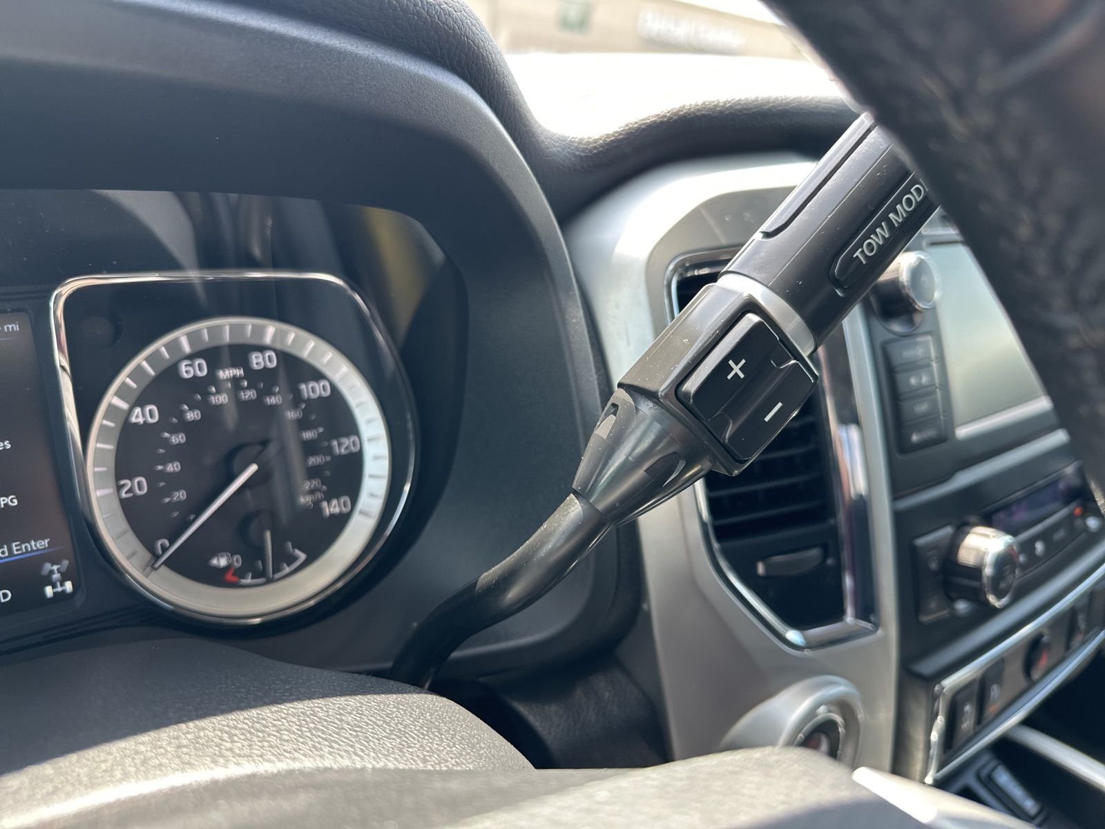 Used 2019 Gray Nissan SL image 43