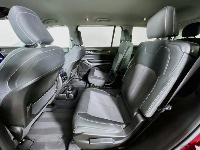 2023 Jeep Grand Cherokee L Laredo - Photo 23