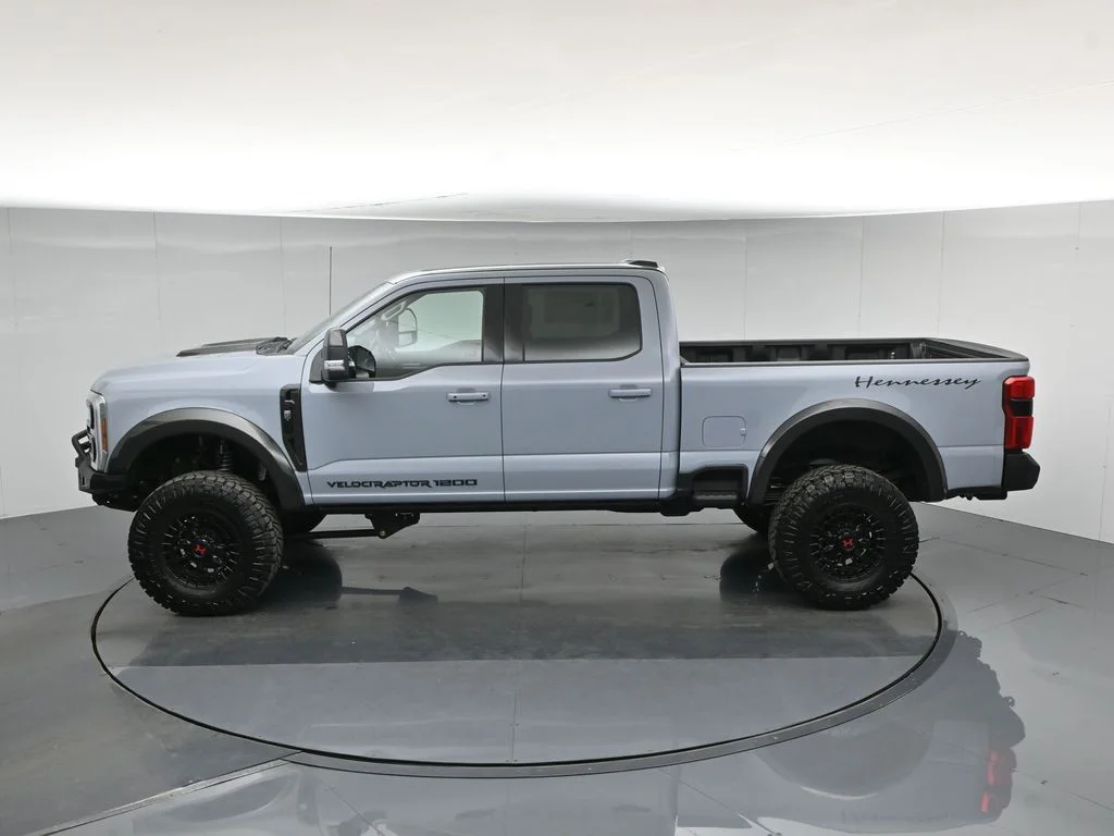 New 2026 Glacier Gray Metallic Tri-Coat Ford Lariat image 47