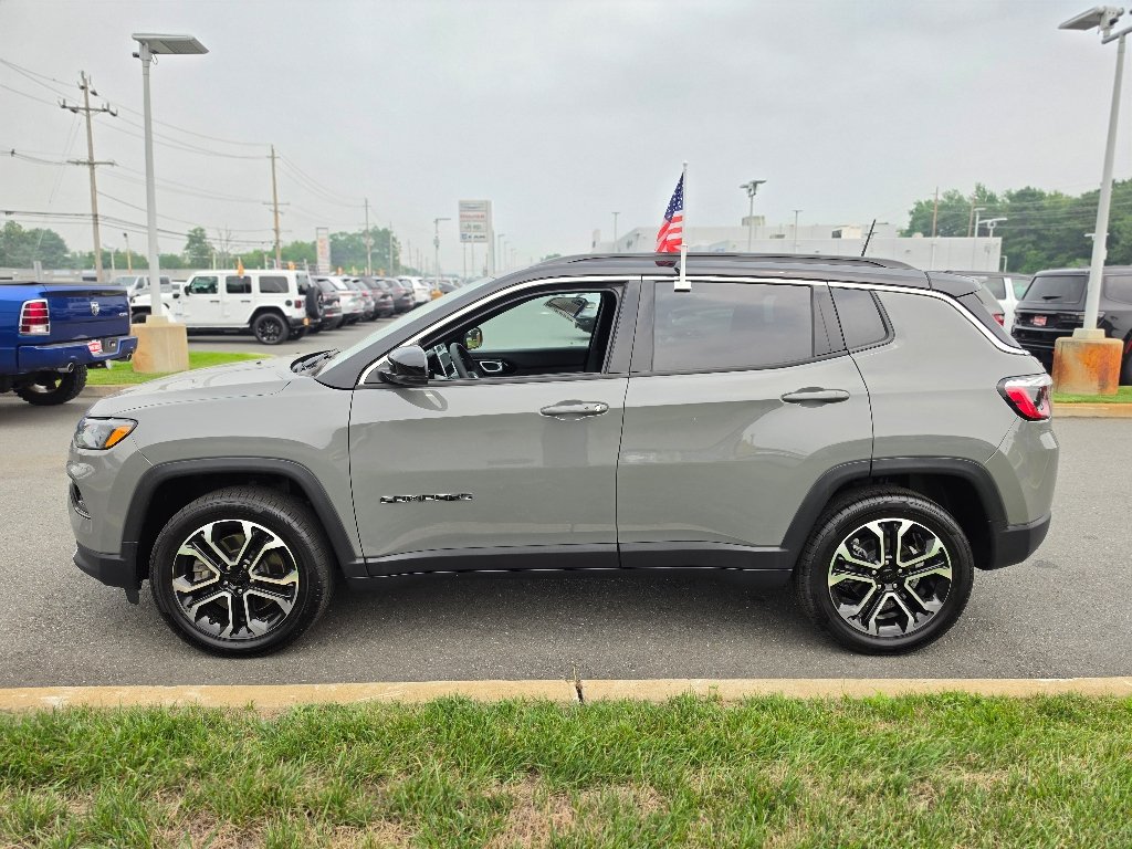 Certified Used 2024 Sting-Gray Clear Coat Jeep Limited image 18