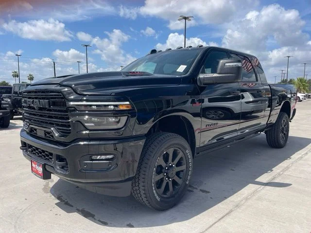 New 2026 Diamond Black Crystal Pearl-Coat Exterior Paint RAM Laramie image 3