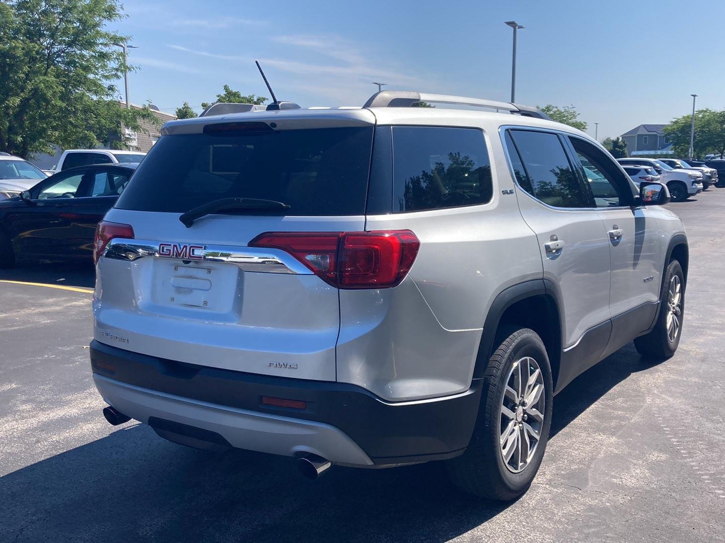 Used 2019  GMC SLE-2 image 7
