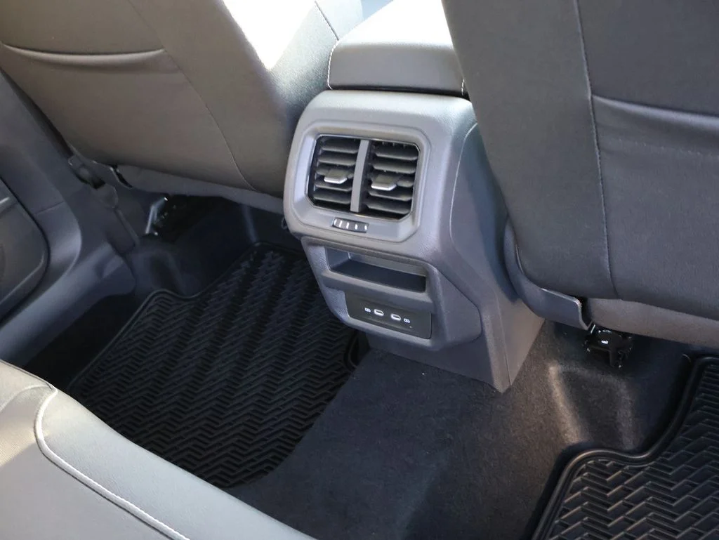 New 2026 White Volkswagen 1.5T SEL image 32