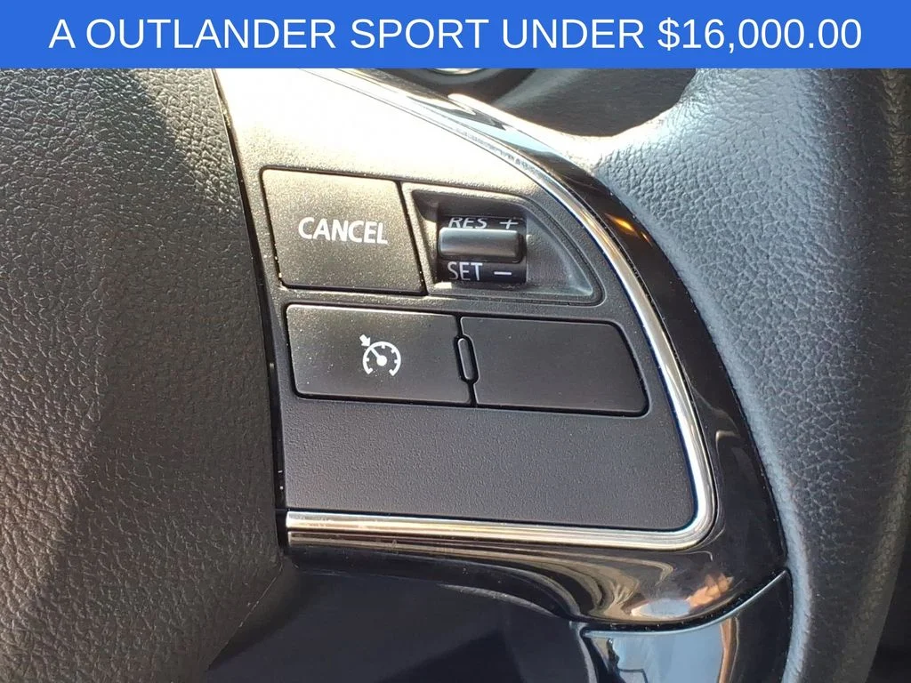 Used 2022 Black Mitsubishi 2.0 SE image 22
