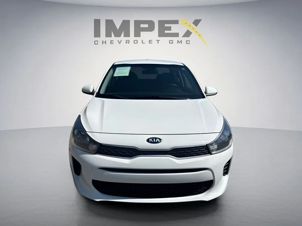 Used 2020 White Kia LX image 9