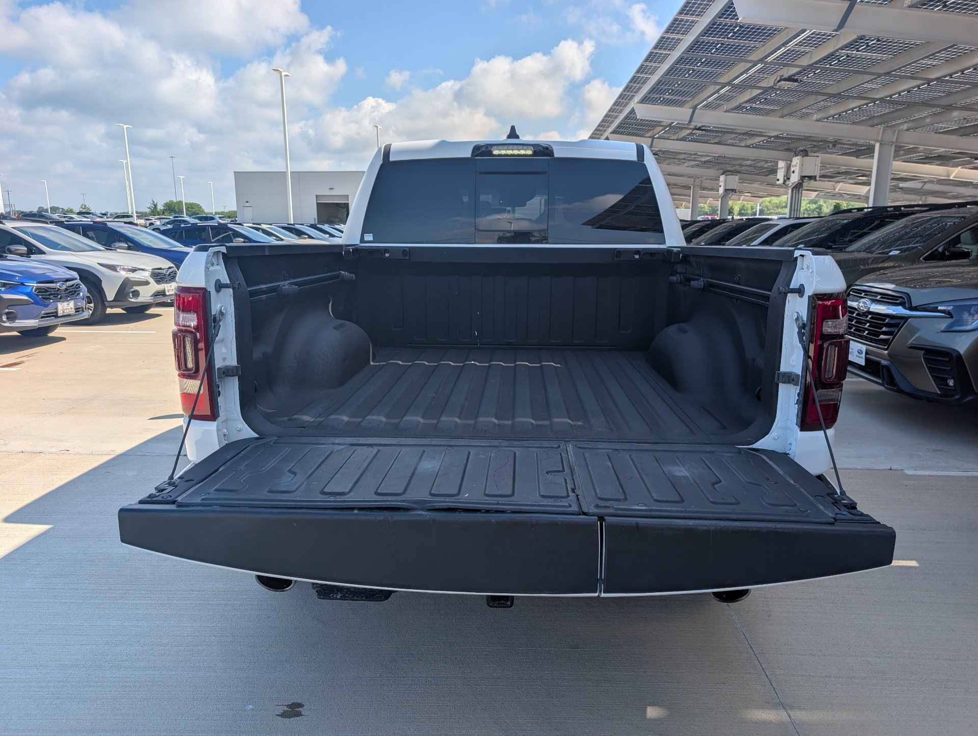 Used 2023 White Ram Limited image 30
