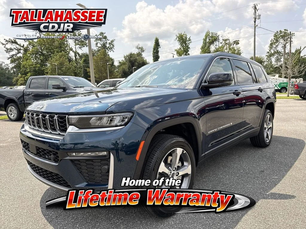 New 2026 Fathom Blue Pearl-Coat Exterior Paint Jeep Limited image 9