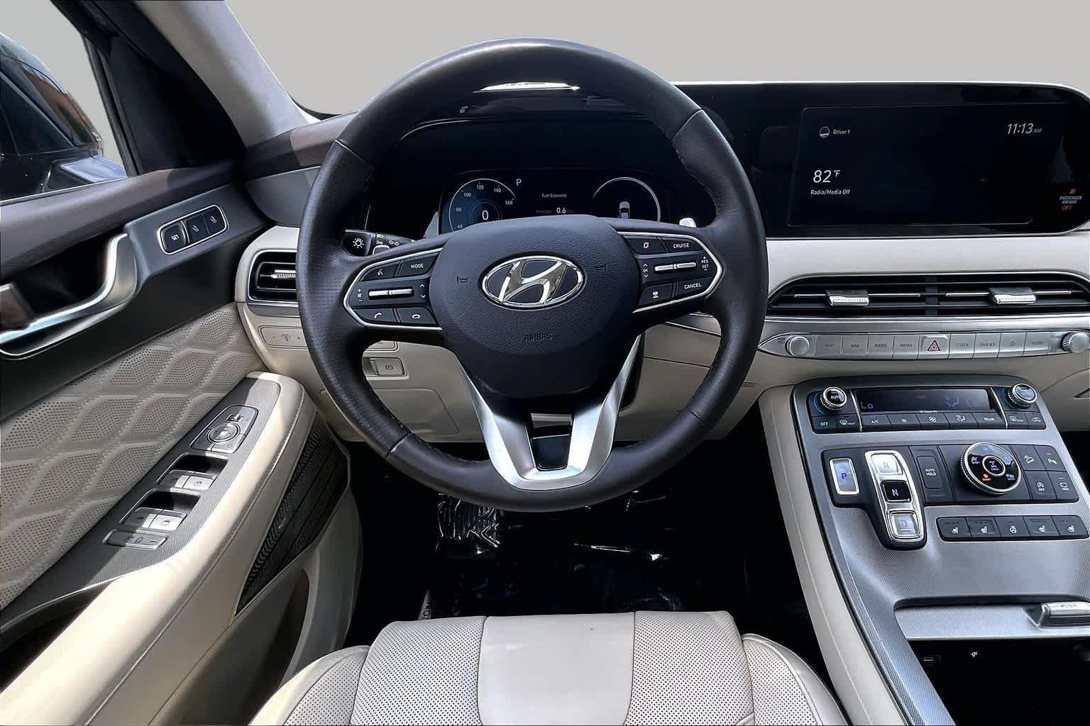 Used 2020 Moonlight Cloud Hyundai Limited image 6