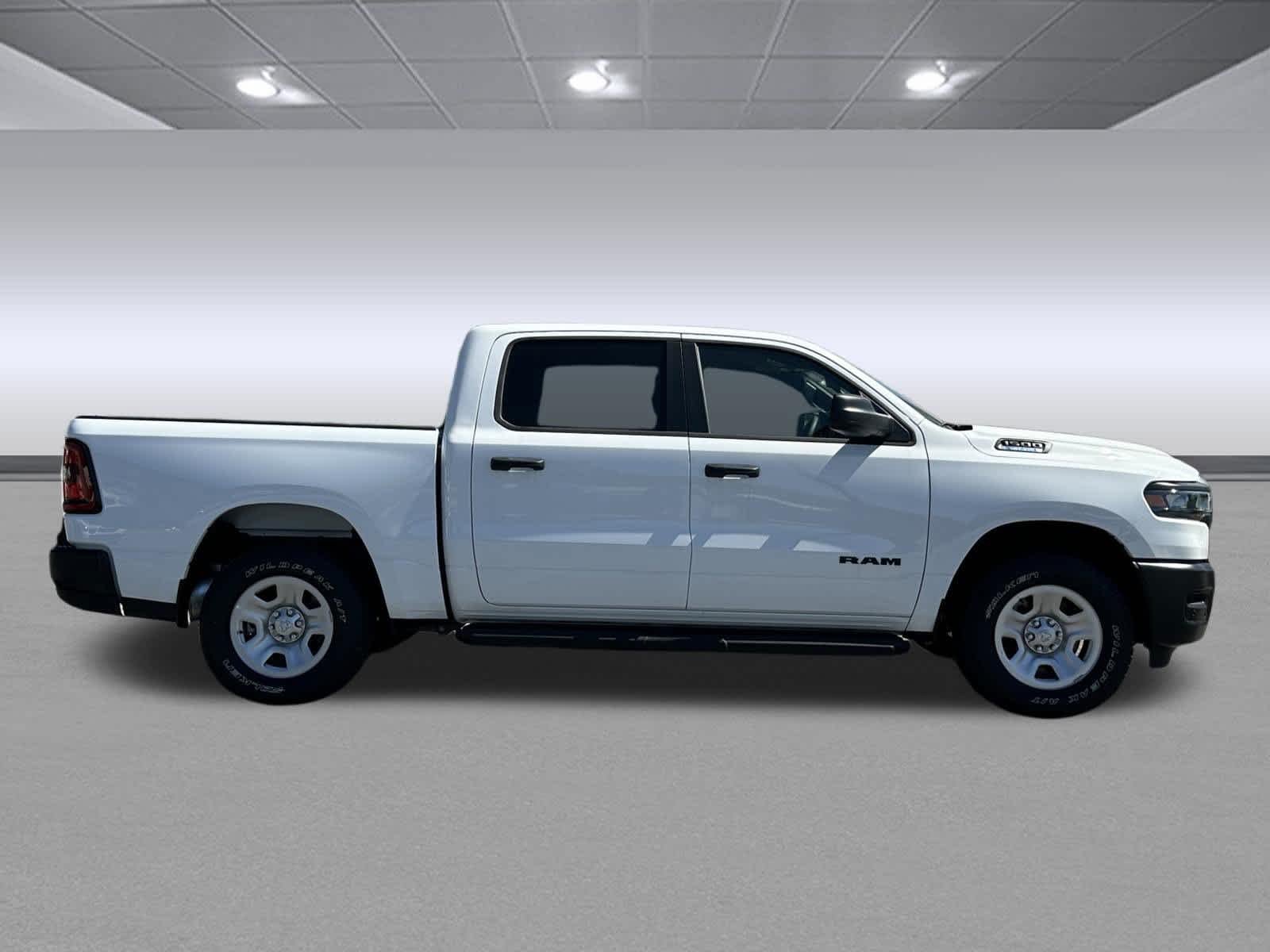 New 2026 Bright White Clear-Coat Exterior Paint RAM Tradesman image 6