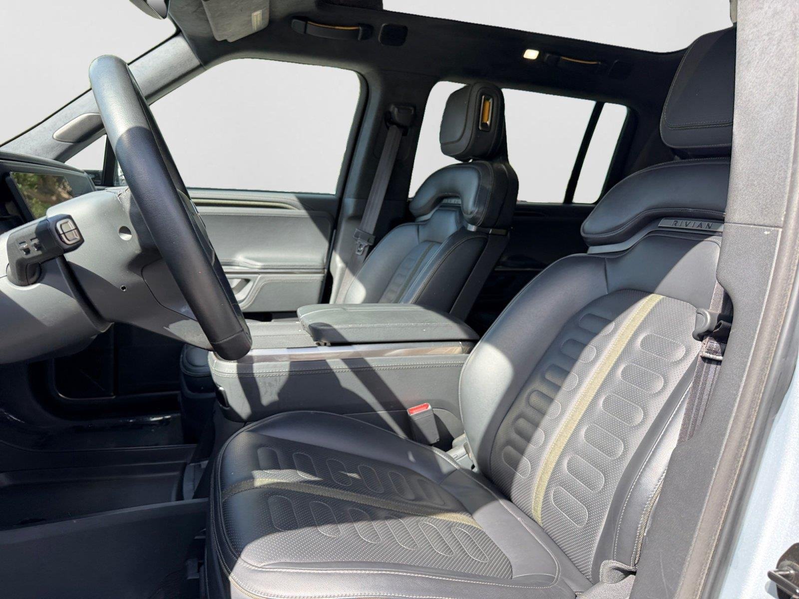 Used 2024 Rivian R1S Adventure with VIN 7PDSGBBA2RN039400 for sale in West Bountiful, UT