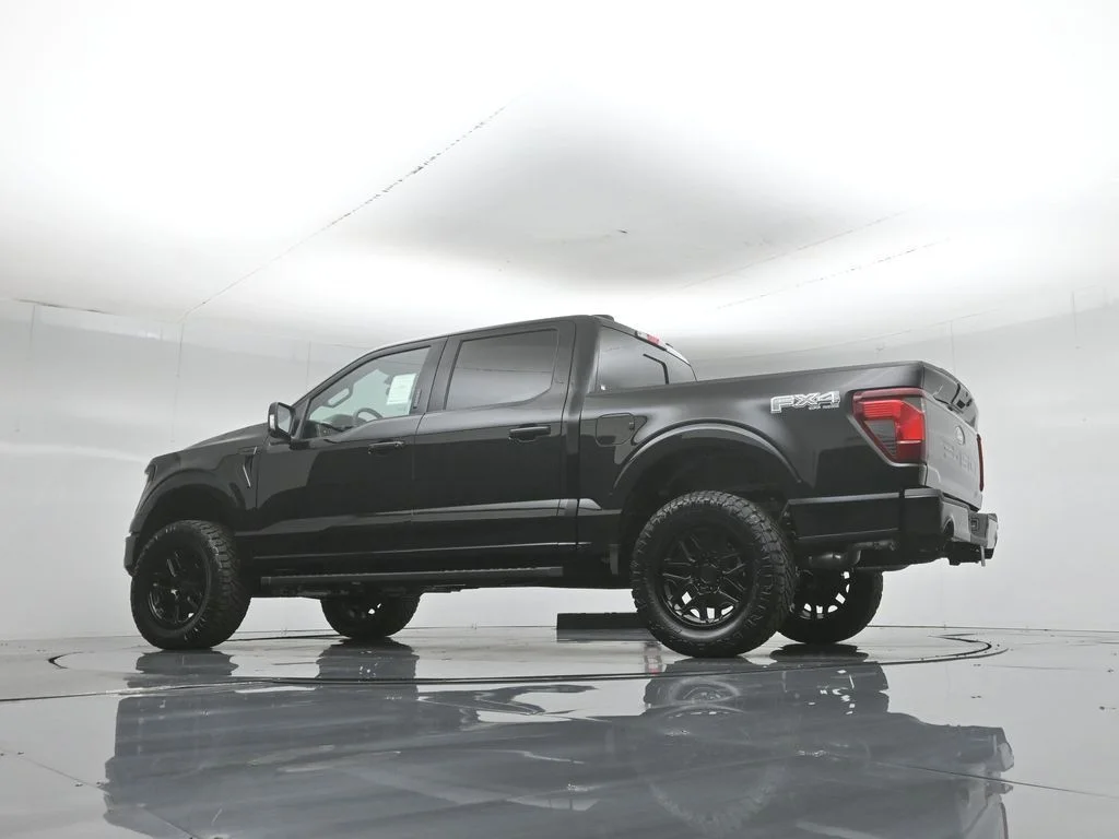 New 2026 Agate Black Metallic Ford XLT image 51