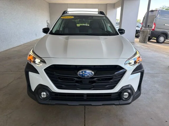Used 2025 White Subaru Onyx Edition XT image 11