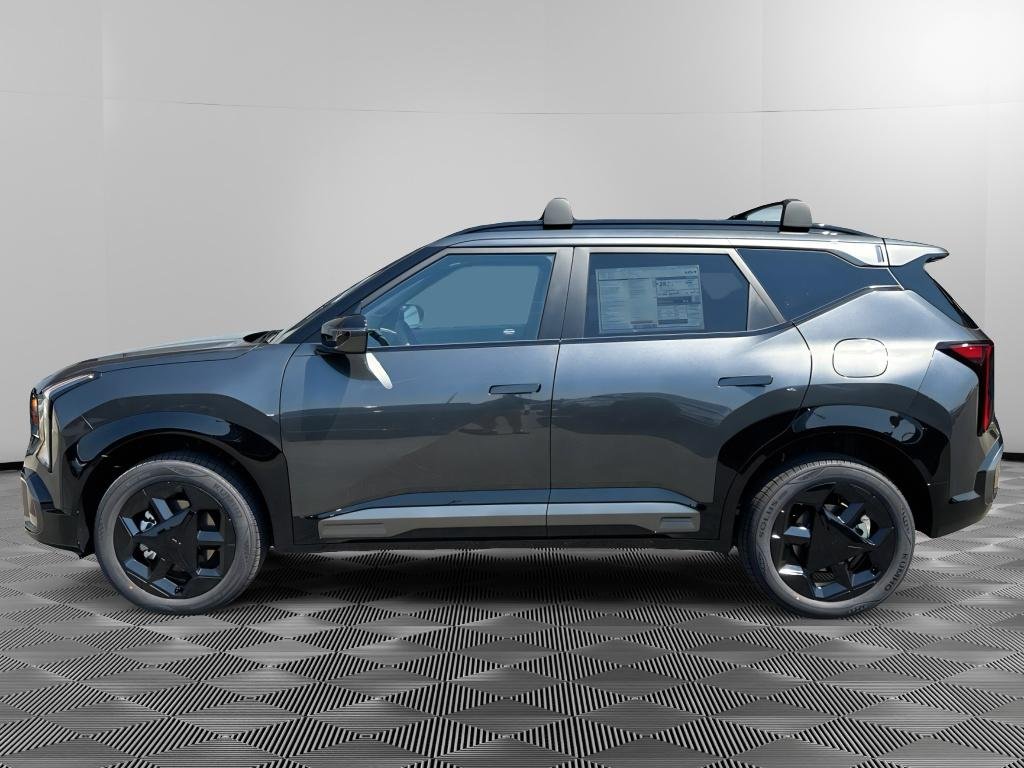 New 2027 Interstellar Gray Kia X-Line S image 7