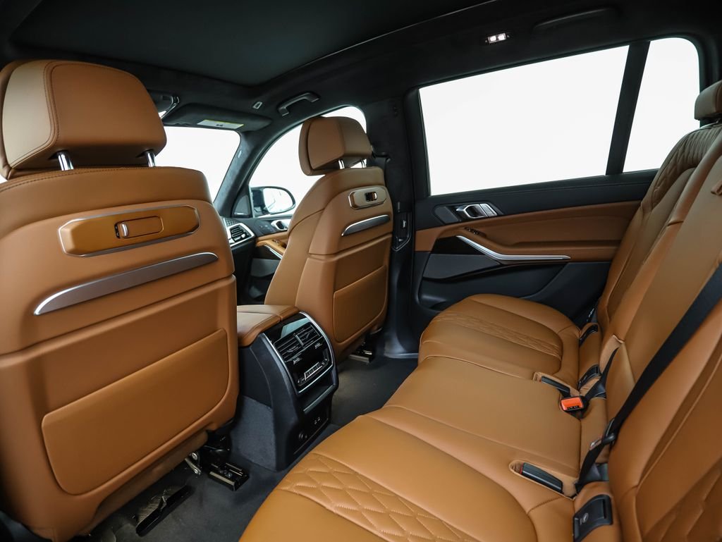 New 2027 Gray Metallic BMW M60i image 21