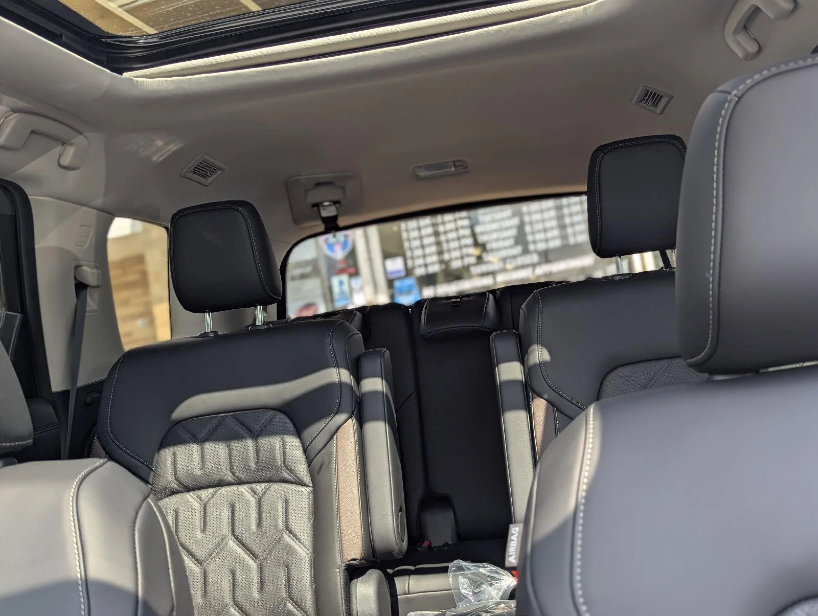 New 2026 Super Black Nissan Platinum image 22