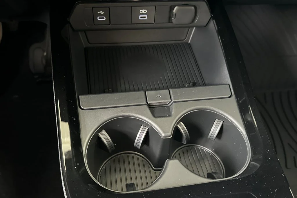 New 2027 Wind Chill Pearl <sup>1</sup> Toyota  Limited AWD image 34