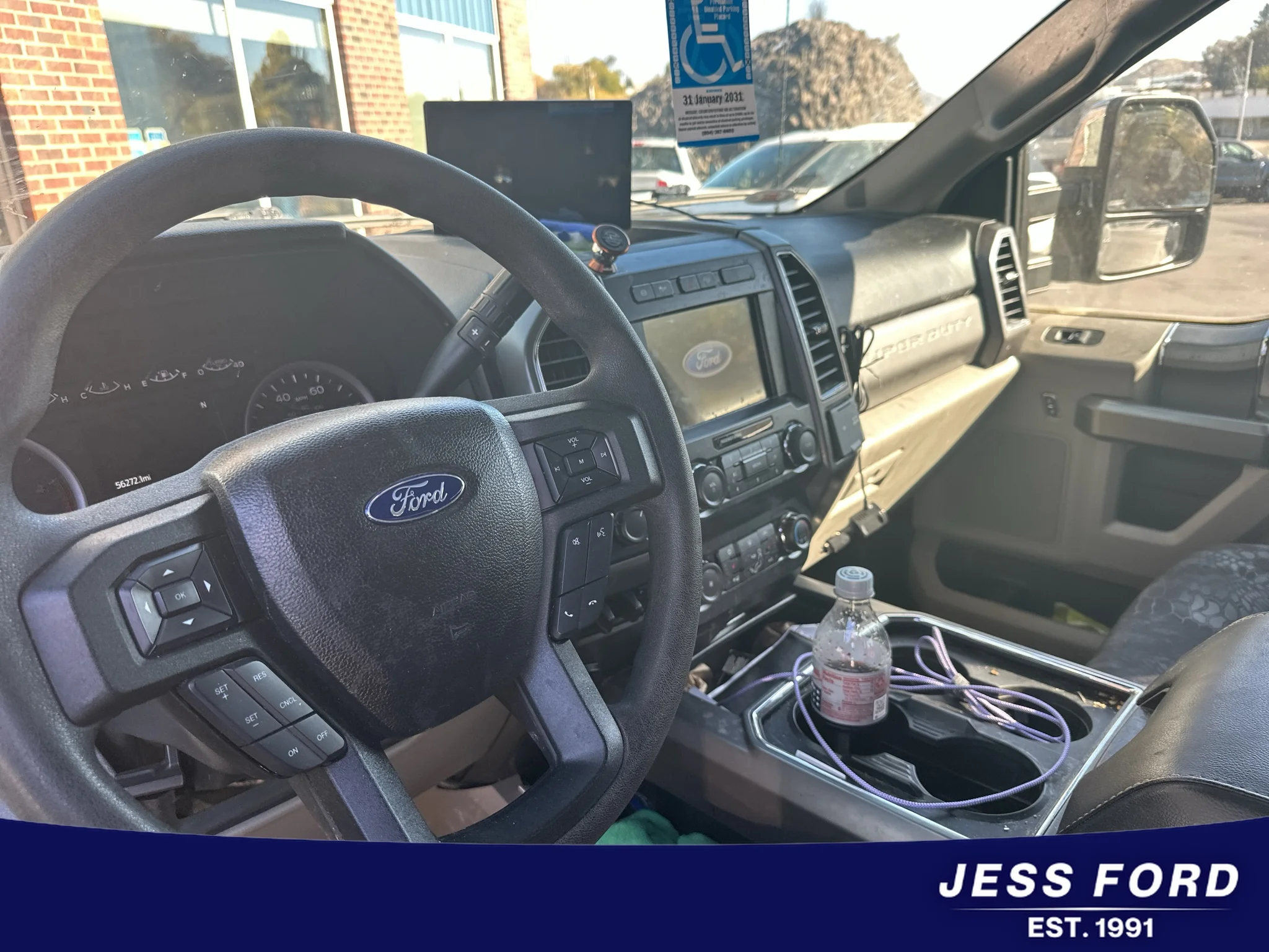 Used 2020  Ford  image 10