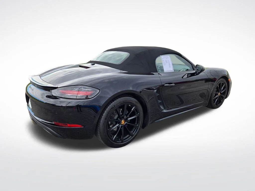Used 2019 Black Porsche Base image 3