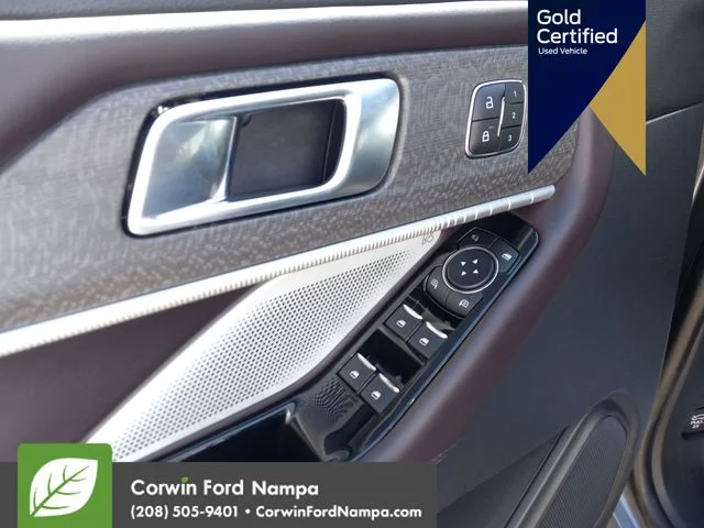 Certified Used 2025 Carbonized Gray Metallic Ford  image 13