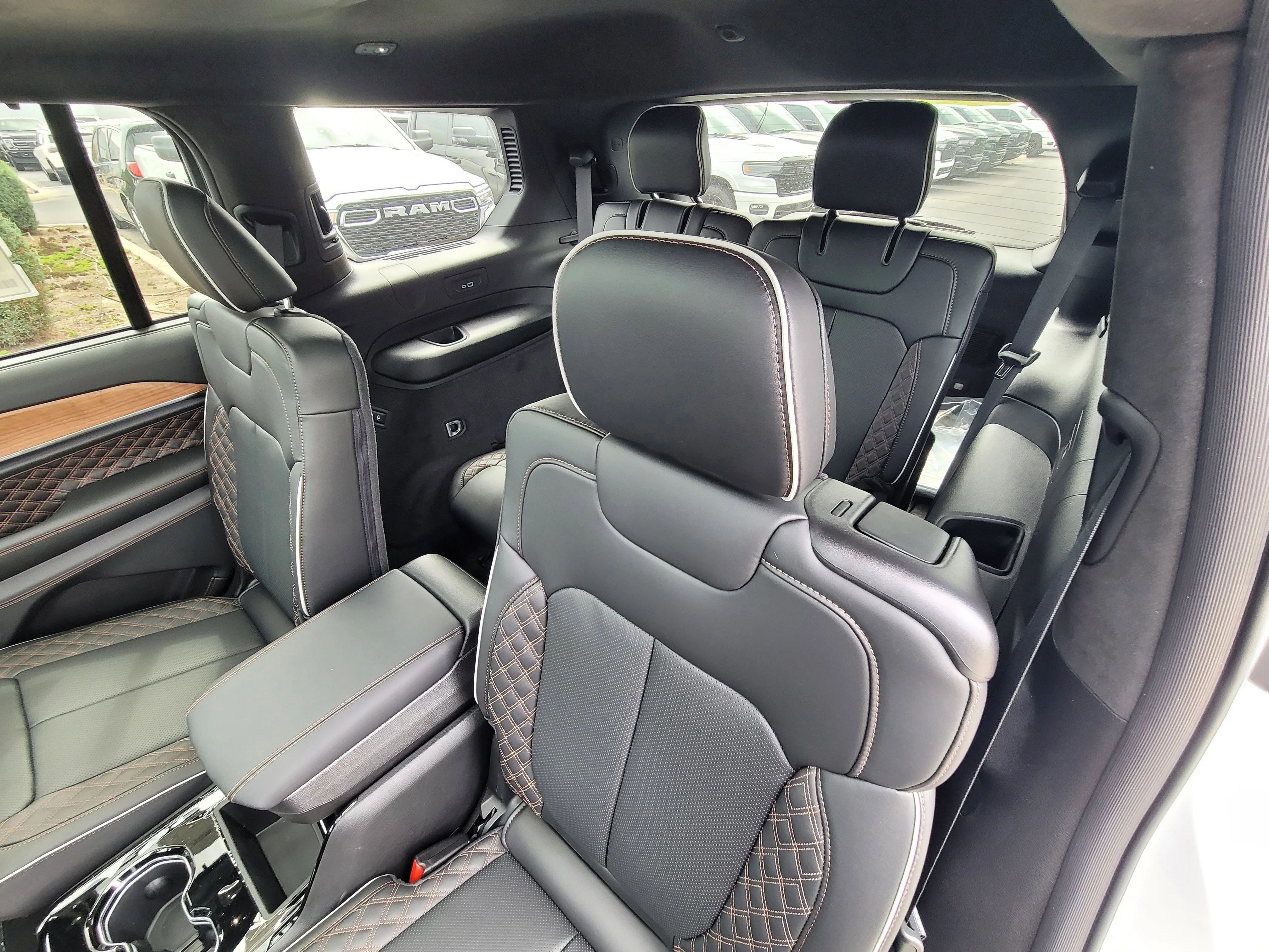 New 2026 Bright White Clearcoat Jeep Summit image 11
