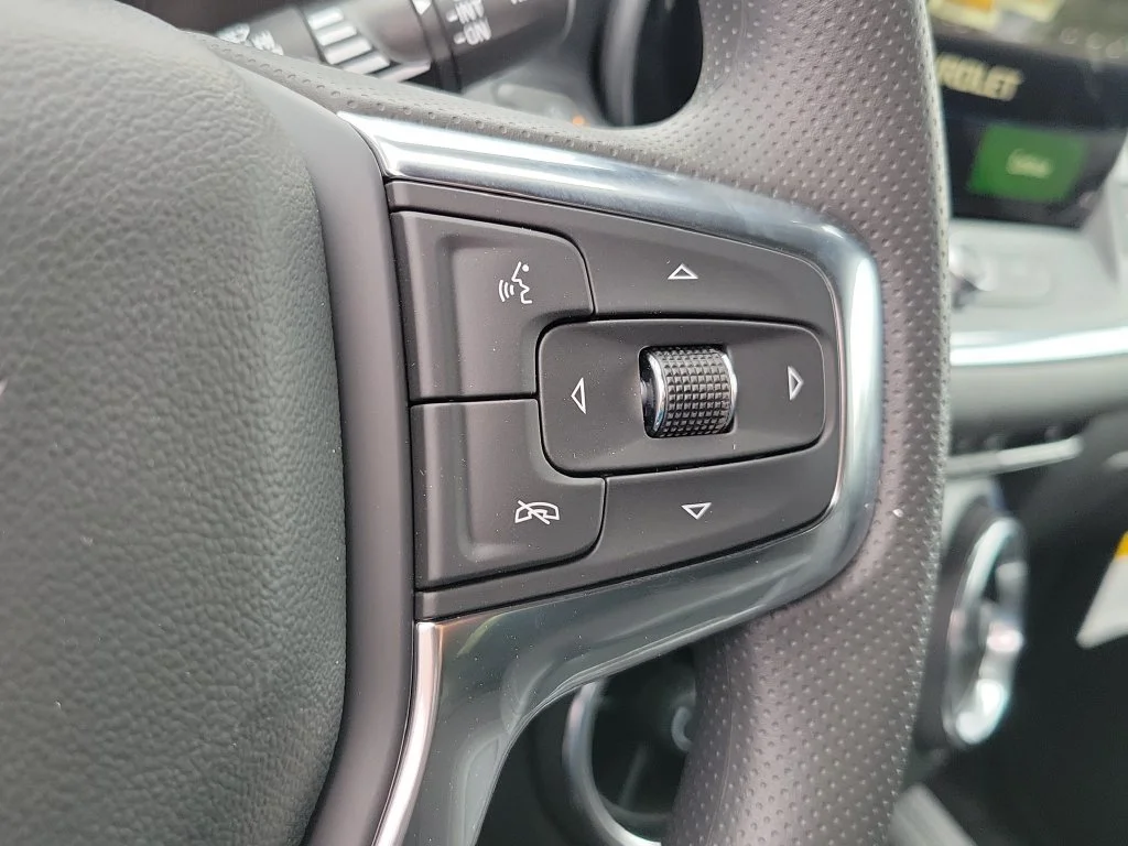 New 2026 Sterling Gray Metallic Chevrolet 2LT image 15