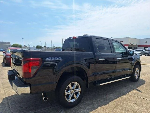 Used 2024 Agate Black Metallic Ford XLT image 5