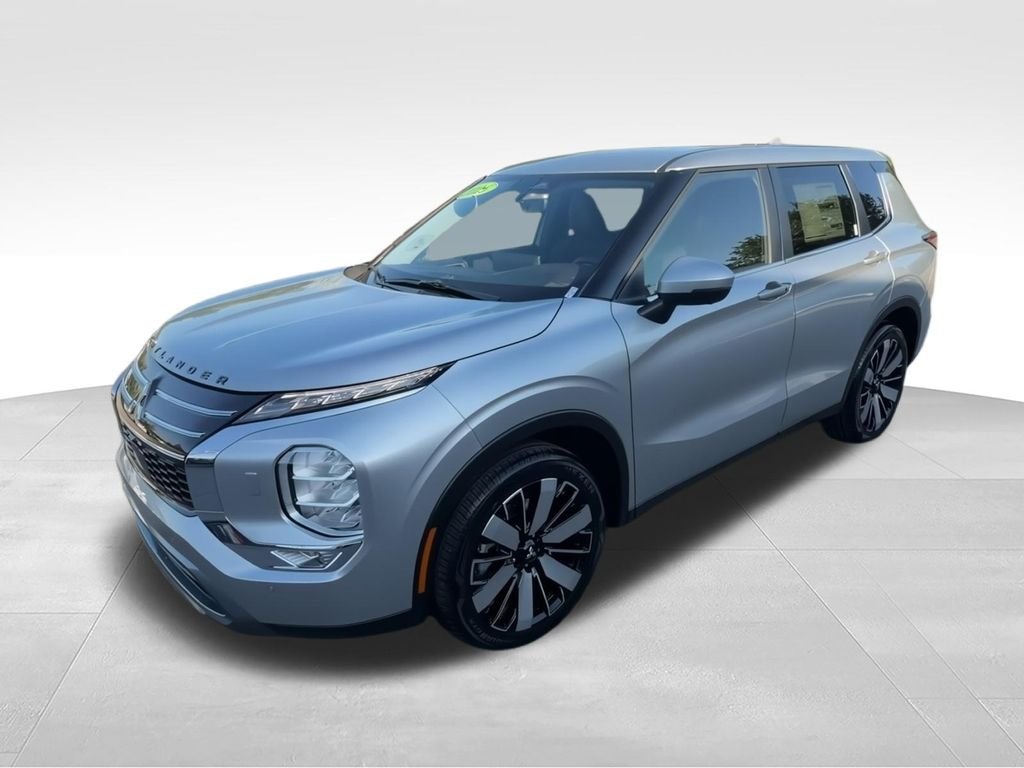 New 2026 Silver Mitsubishi SE image 4