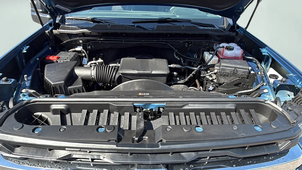 New 2026 Lakeshore Blue Metallic Chevrolet LT image 37