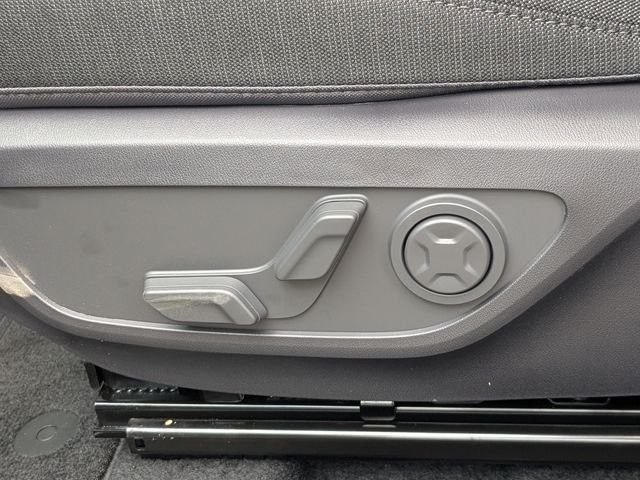 New 2027 Interstellar Gray Kia S image 21
