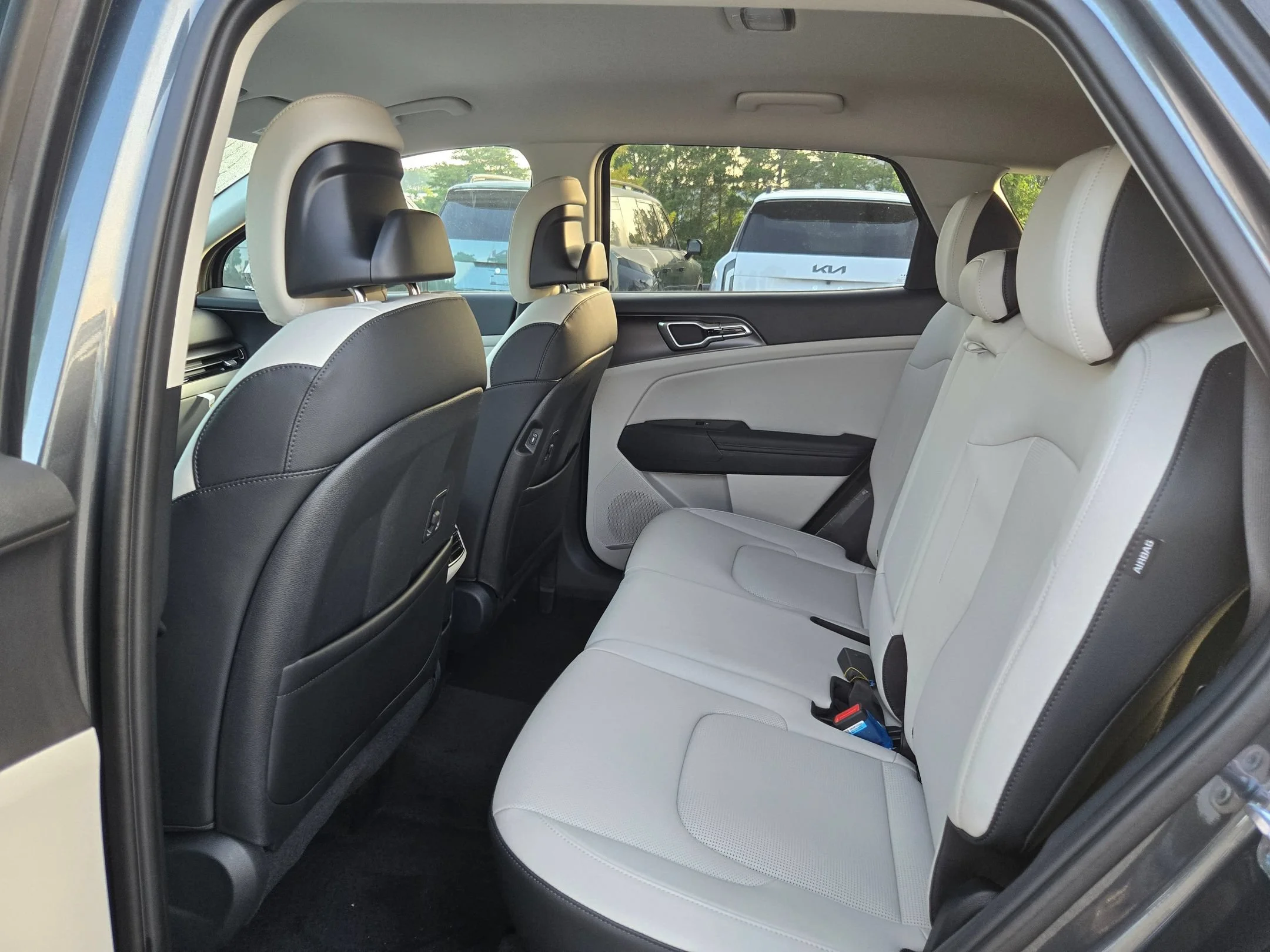 New 2026 Gray Kia EX image 31