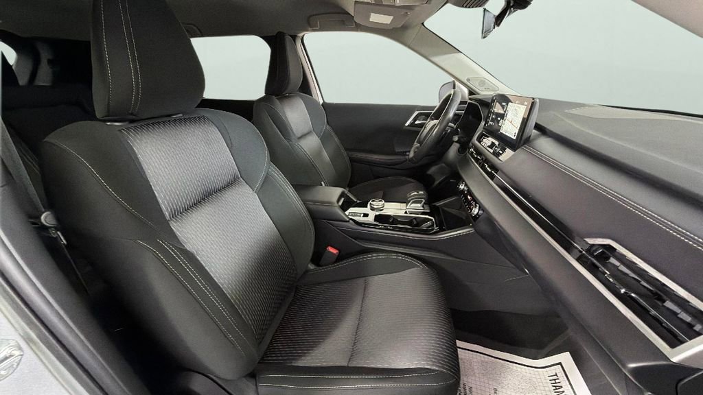 Used 2025 Silver Mitsubishi ES 2.5 2WD image 36