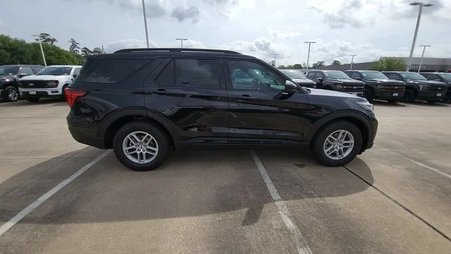 New 2026 Agate Black Metallic Ford Active image 10