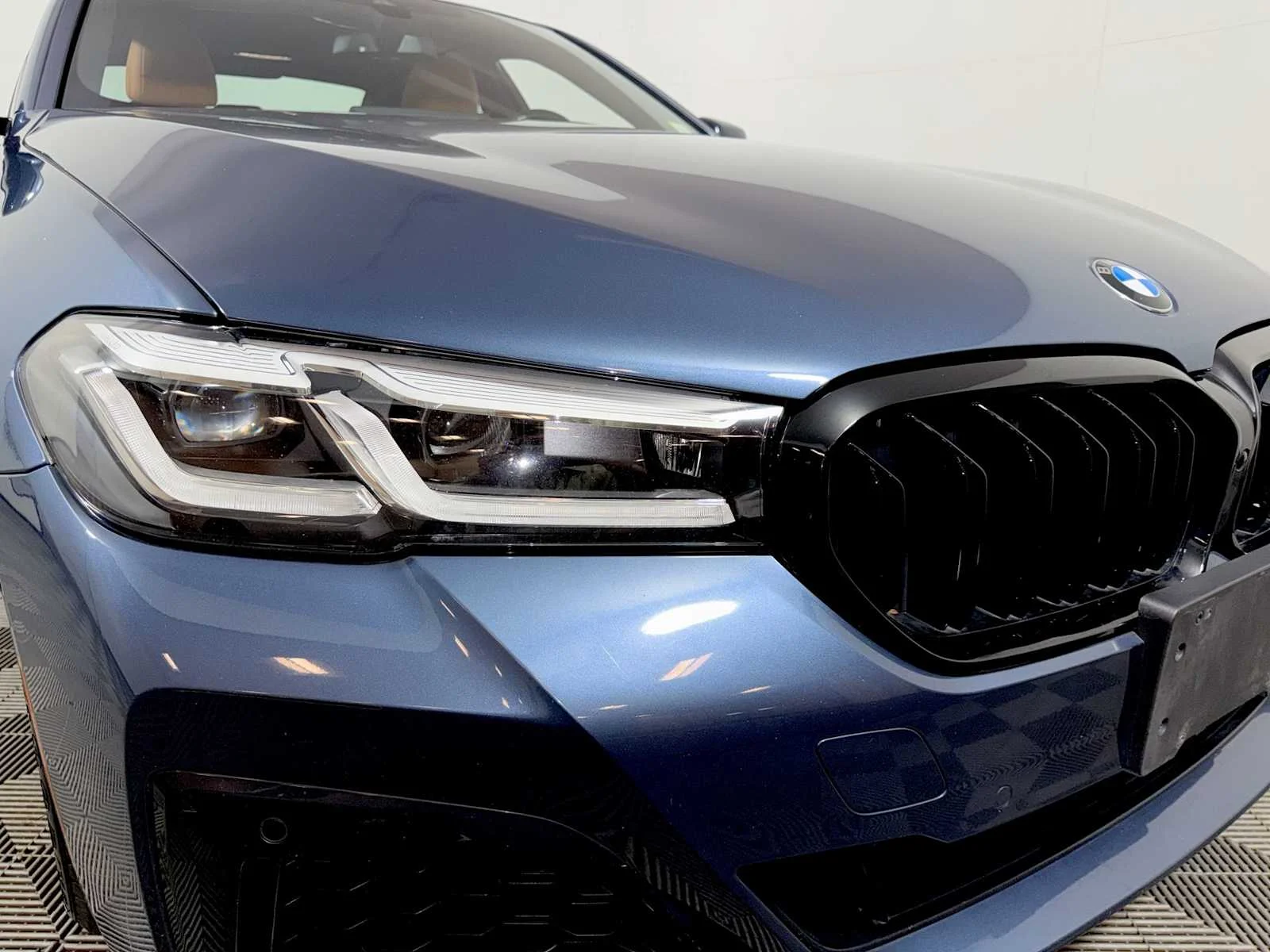 2023 BMW 5 Series 530i - Photo 25