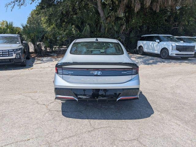New 2026 Silver Hyundai SEL Sport image 4
