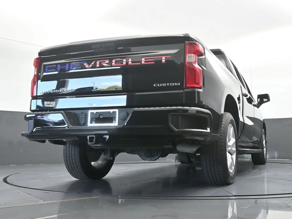 Used 2021 Black Chevrolet Custom image 52