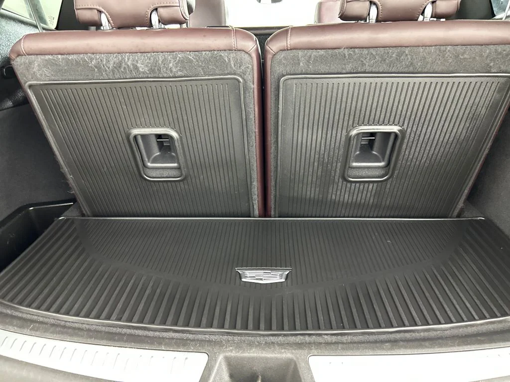Used 2020 Silver Cadillac Premium Luxury image 22