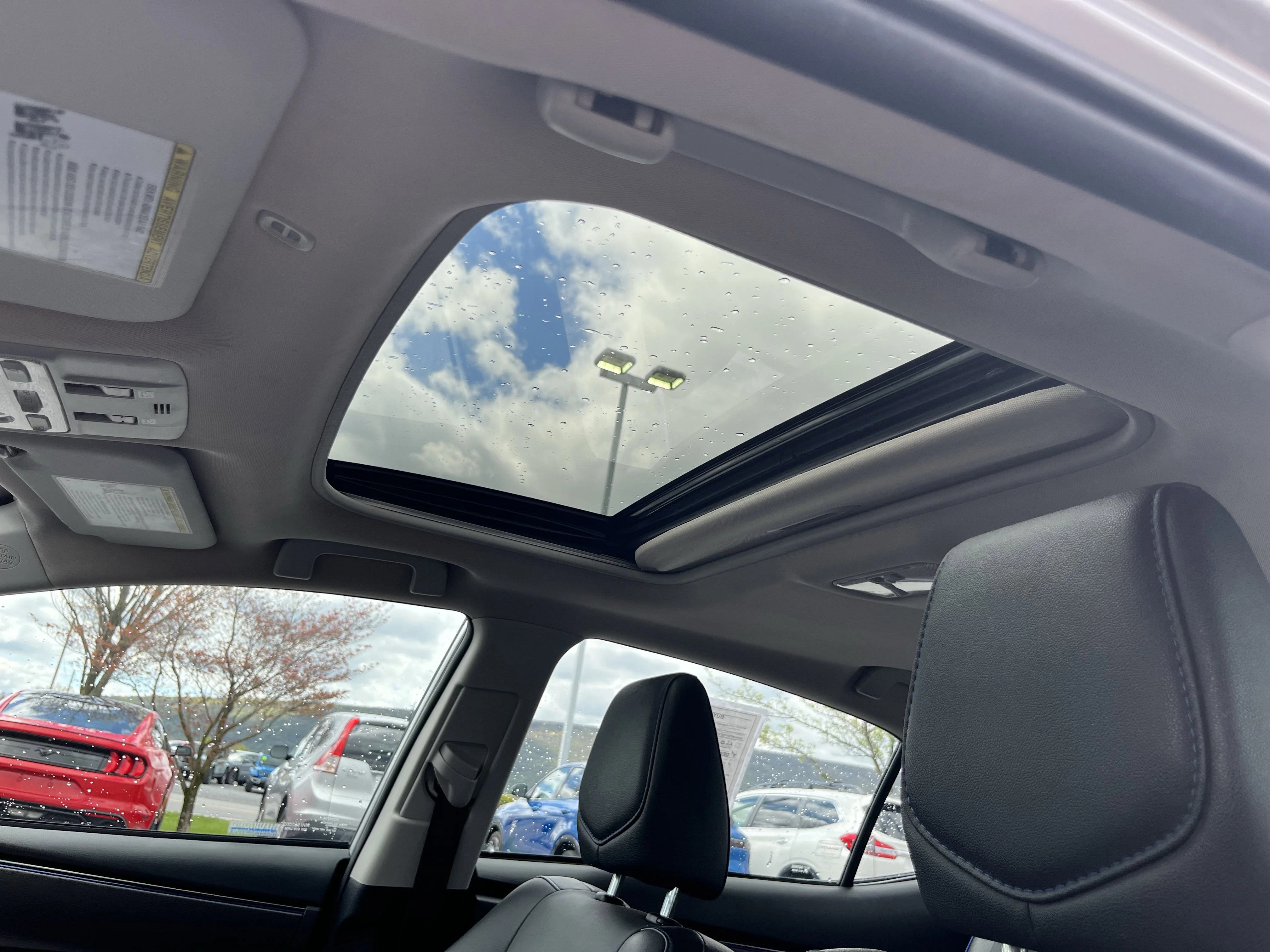 Used 2018 Classic Silver Metallic Toyota SE image 21