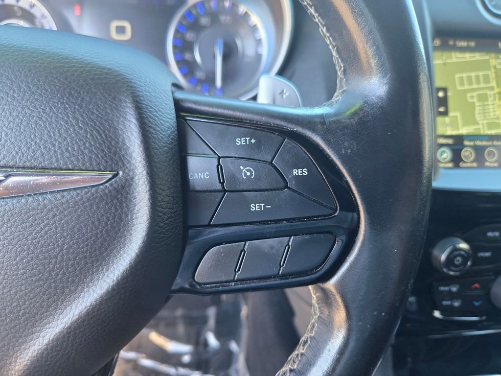 Used 2022 White Chrysler S image 19