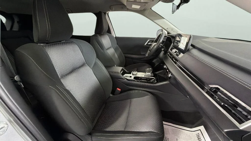 Used 2025 Silver Mitsubishi ES 2.5 2WD image 36