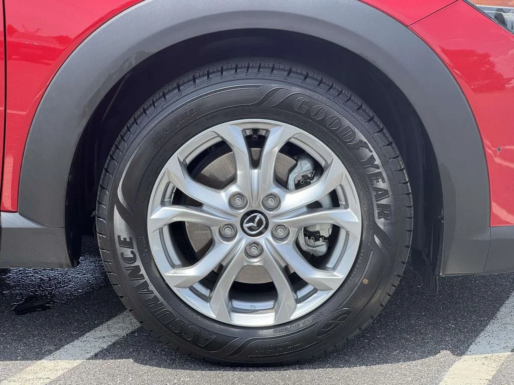 Used 2016 Red Mazda Touring image 11