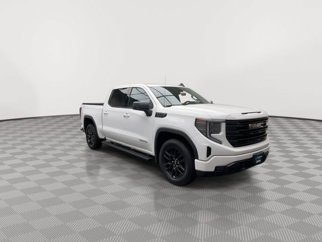 Used 2024 Summit White GMC Elevation image 37