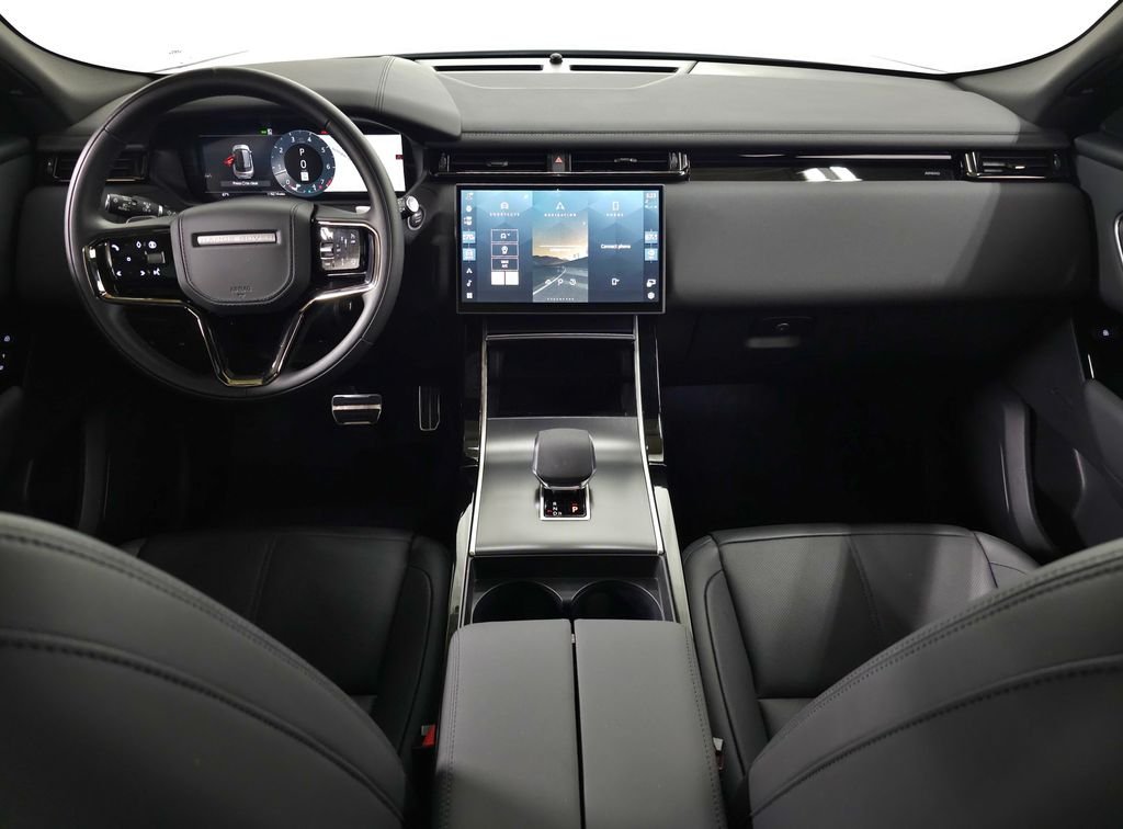 Certified Used 2026 White Land Rover Dynamic SE image 15