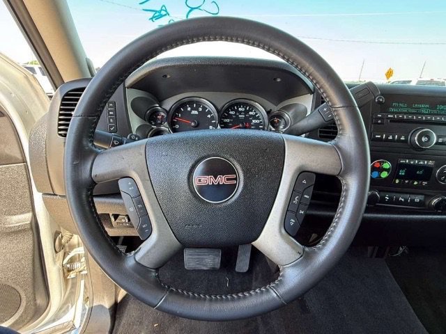 Used 2012 Quicksilver Metallic GMC SLE image 19