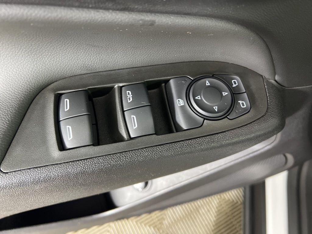 Used 2024 Summit White Chevrolet LT image 11