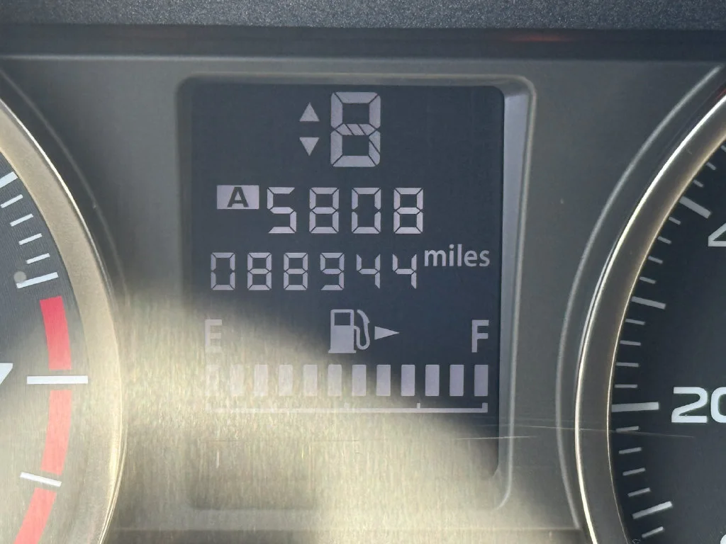 Used 2015  Subaru Premium image 30