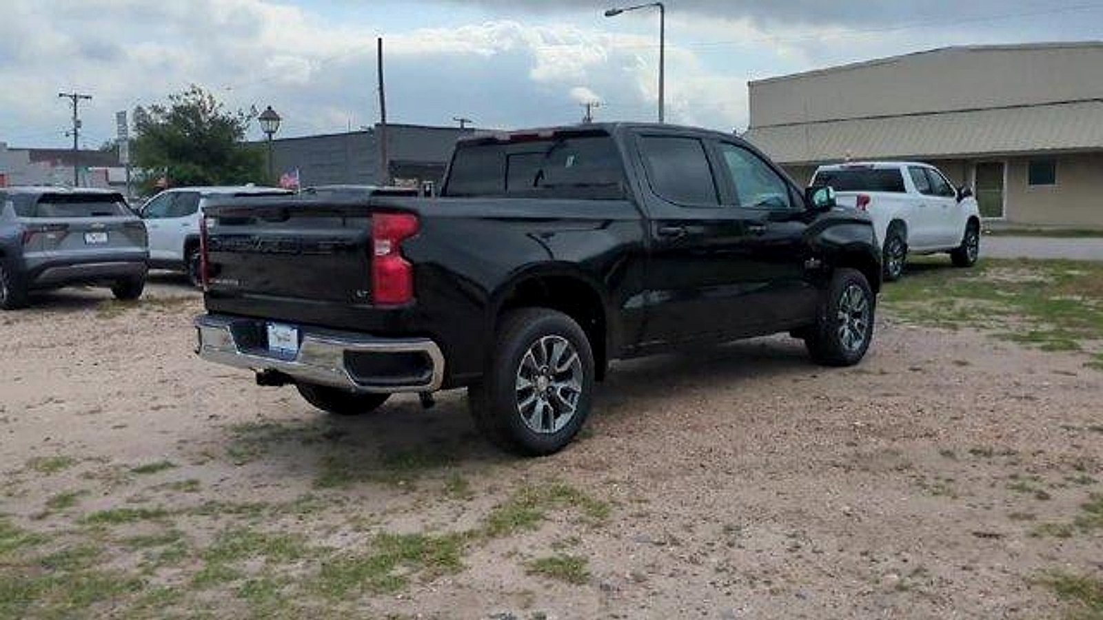 2026 Chevrolet Silverado 1500 LT - Photo 8