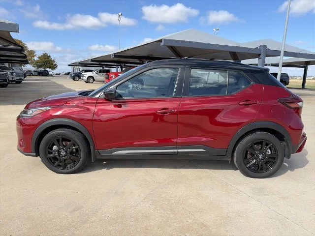 Used 2023 Red Nissan SR image 3