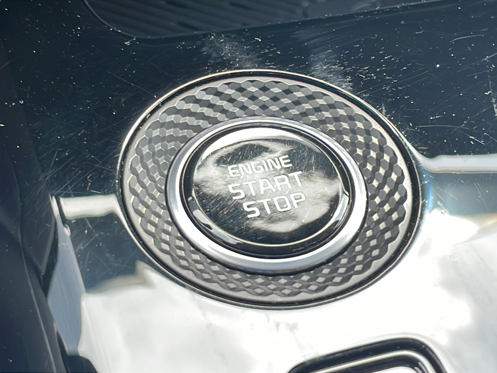 Used 2023 Green Kia EX image 36