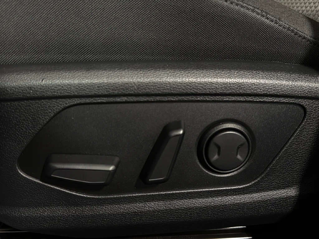 Used 2026 Gravity Gray Kia S image 10